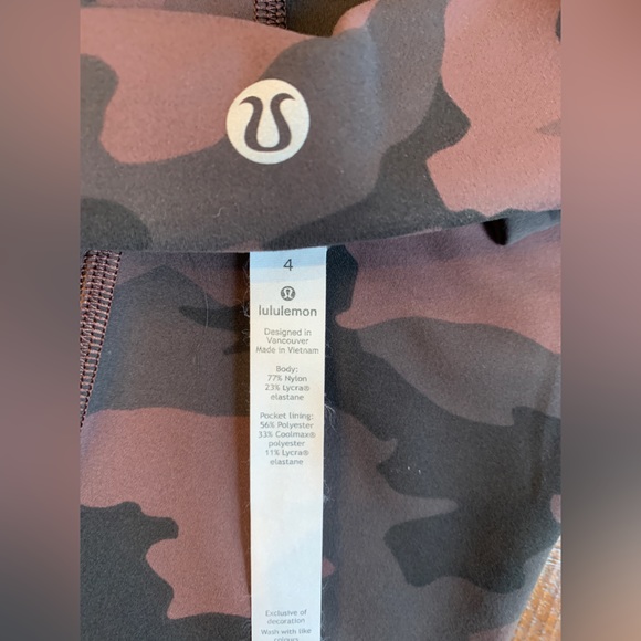 Lululemon Align Crop 23" Size 4
Heritage 365 Camo Brown Earth Multi - Picture 6 of 6